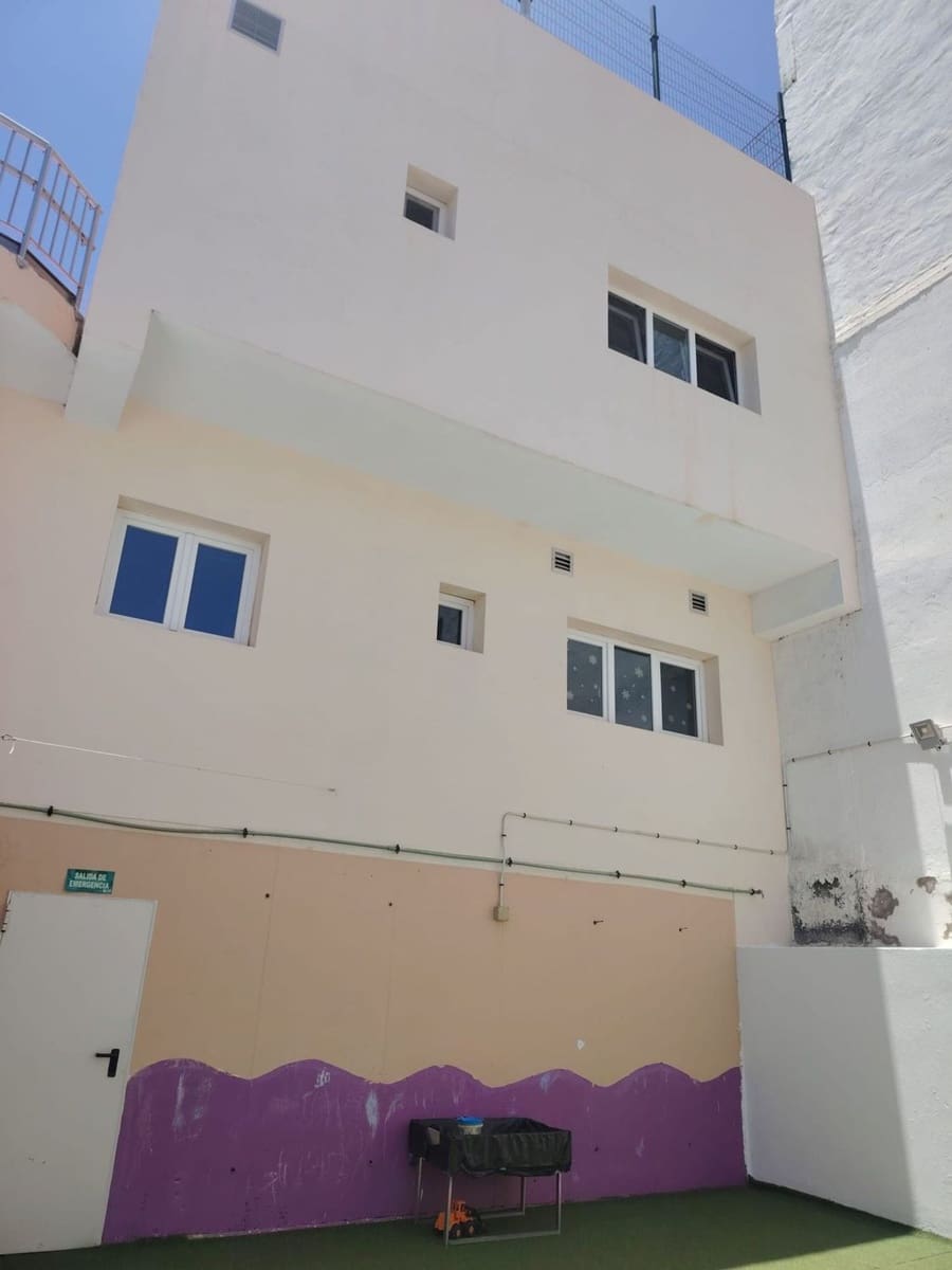 Commerciale in vendita in Telde - 1.950.000 € (Rif: 10080300)