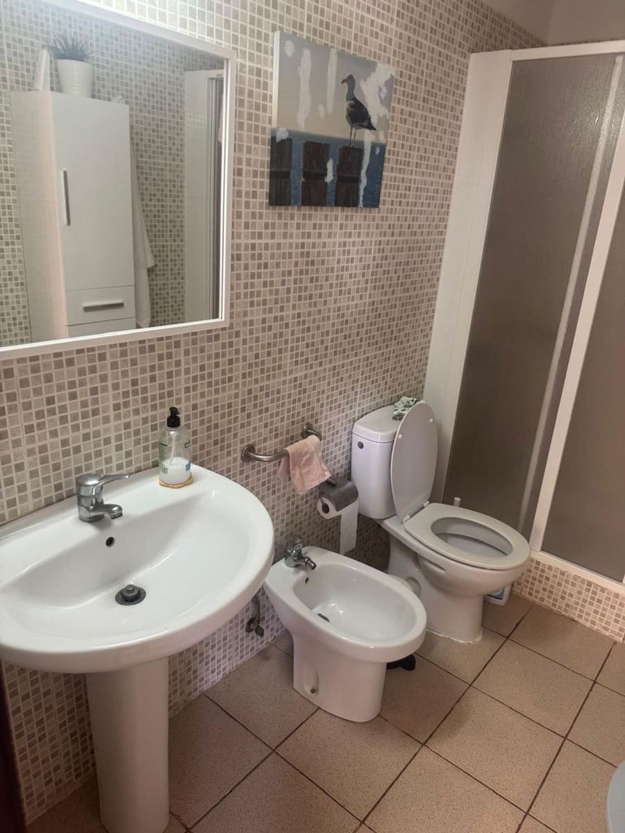 1 quarto Casa em Banda para arrendar em San Bartolome de Tirajana com piscina garagem - 1 400 € (Ref: 10097534)