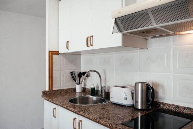 1 soveværelse Lejlighed til salg i Playa del Inglés, San Bartolomé de Tirajana med swimmingpool garage - € 239.000 (Ref: 10157140)