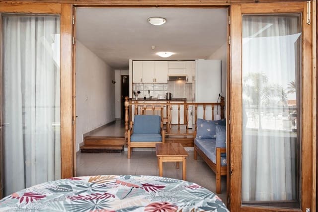 1 soveværelse Lejlighed til salg i Playa del Inglés, San Bartolomé de Tirajana med swimmingpool garage - € 239.000 (Ref: 10157140)