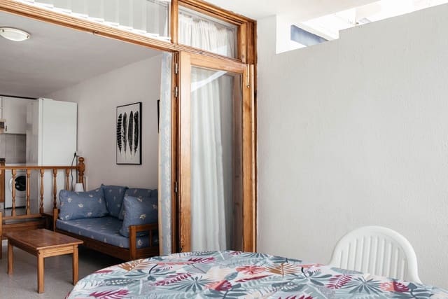 1 soveværelse Lejlighed til salg i Playa del Inglés, San Bartolomé de Tirajana med swimmingpool garage - € 239.000 (Ref: 10157140)