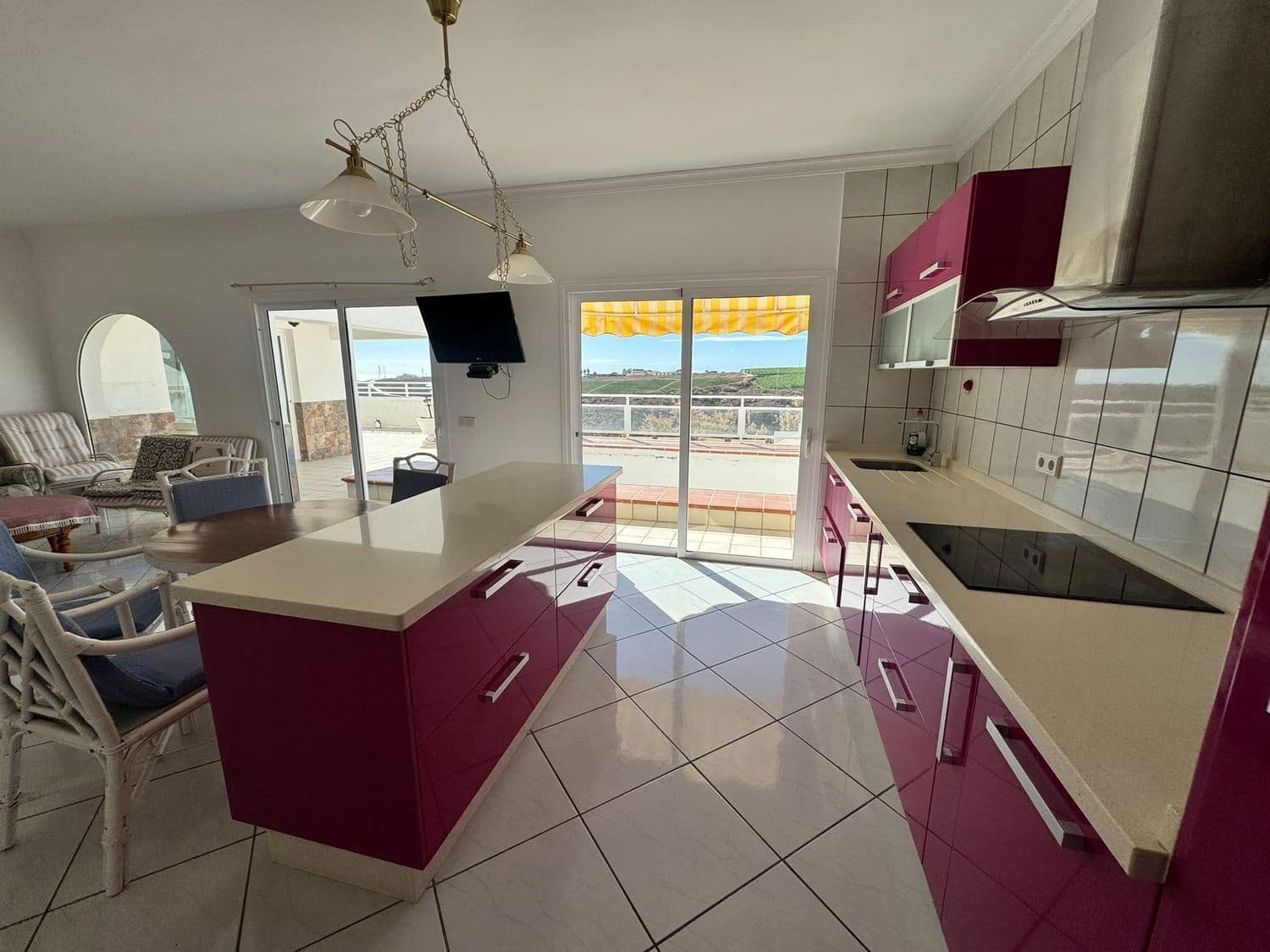 2 bedroom Villa for sale in San Bartolome de Tirajana with pool garage - € 760,000 (Ref: 10164047)