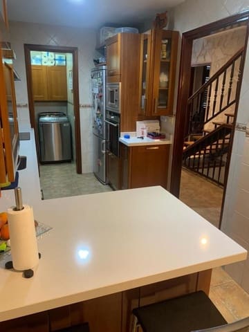 3 quarto Moradia para venda em San Bartolomé de Tirajana com garagem - 650 000 € (Ref: 5383042)