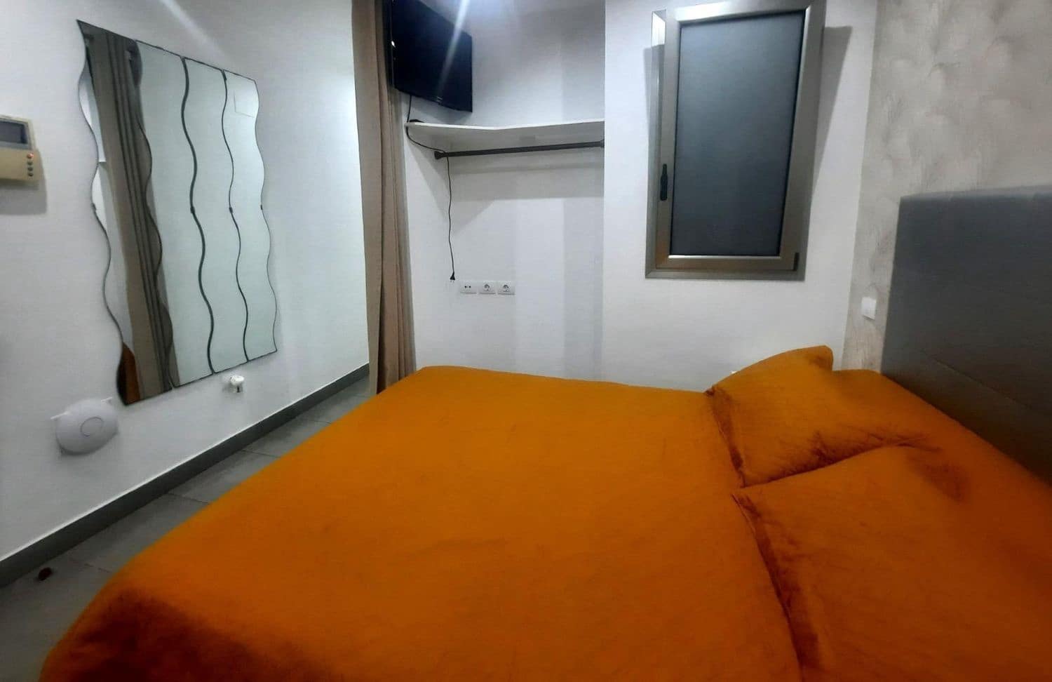 1 soveværelse Lejlighed til leje i Las Palmas de Gran Canaria med garage - € 950 (Ref: 8189254)