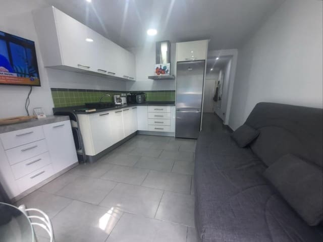 1 soveværelse Lejlighed til leje i Santa Catalina - Canteras, Las Palmas de Gran Canaria med garage - € 950 (Ref: 8189254)
