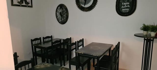 Restaurang/Bar att hyra i Gáldar - 500 € (Ref: 8468799)