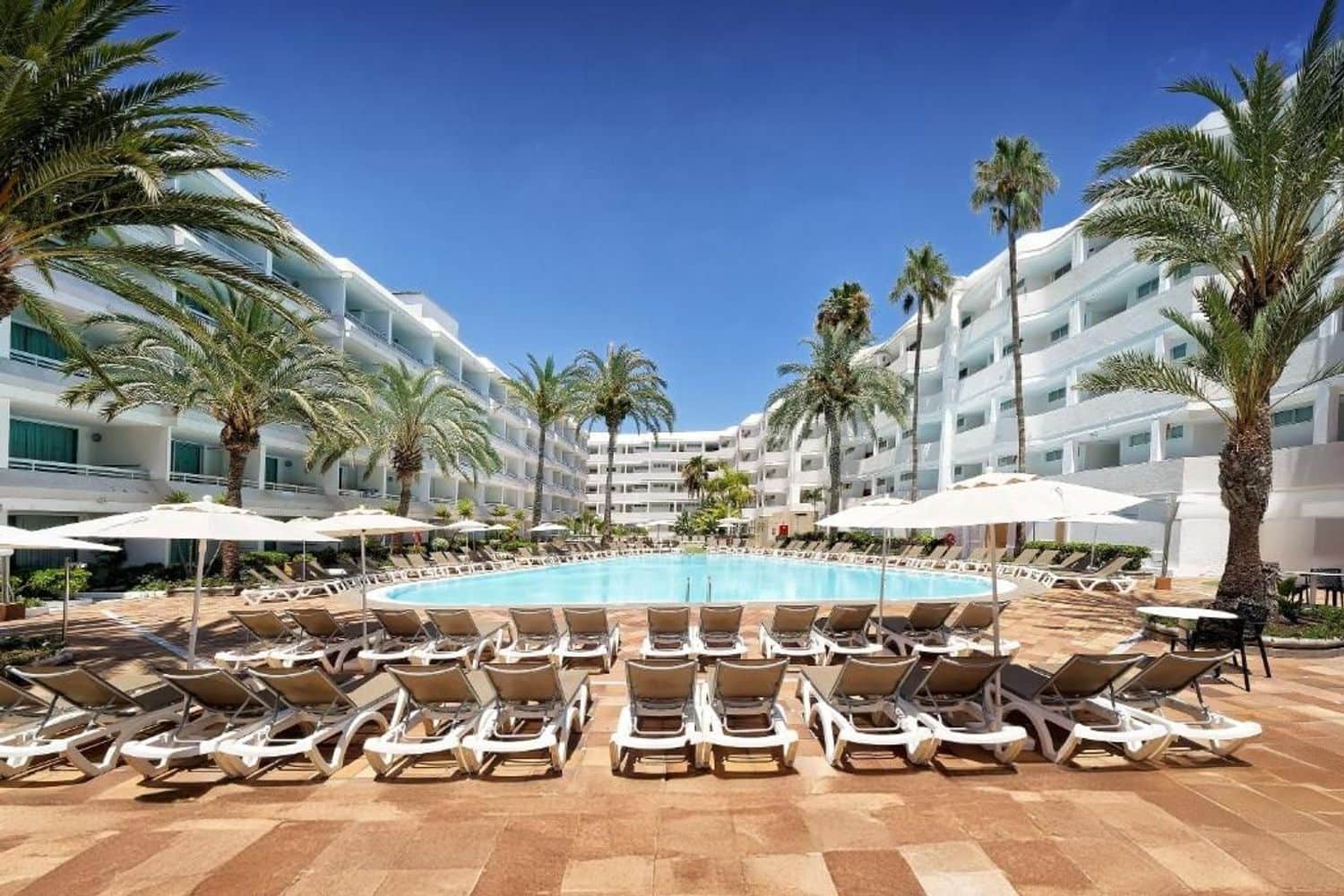 1 soveværelse Lejlighed til salg i Playa del Ingles med swimmingpool - € 198.000 (Ref: 8629951)