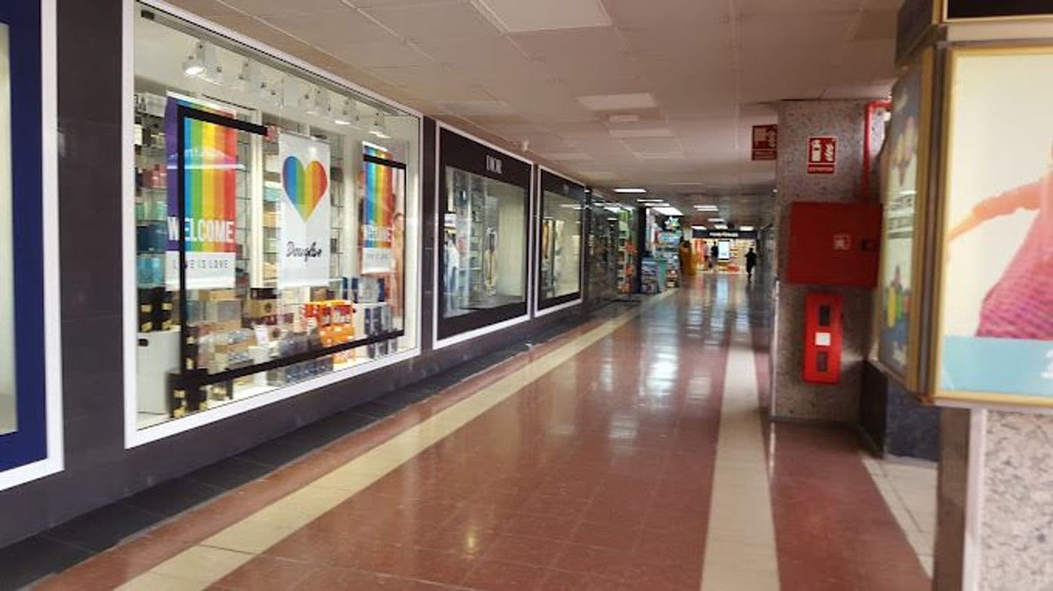 Kaupallinen vuokrattavana paikassa Playa del Ingles - 1 000 € (Ref: 8772893)