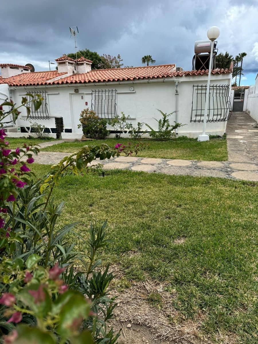 2 soveværelse Byhus til salg i Playa del Ingles med swimmingpool - € 595.000 (Ref: 8848616)