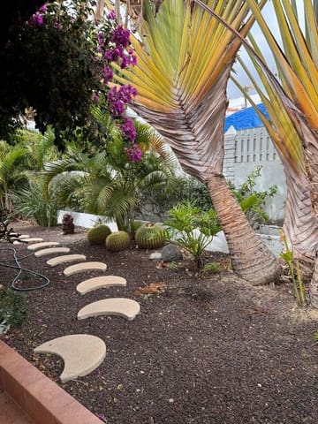 2 bedroom Townhouse for sale in Playa del Inglés, San Bartolomé de Tirajana with pool - € 450,000 (Ref: 8848617)