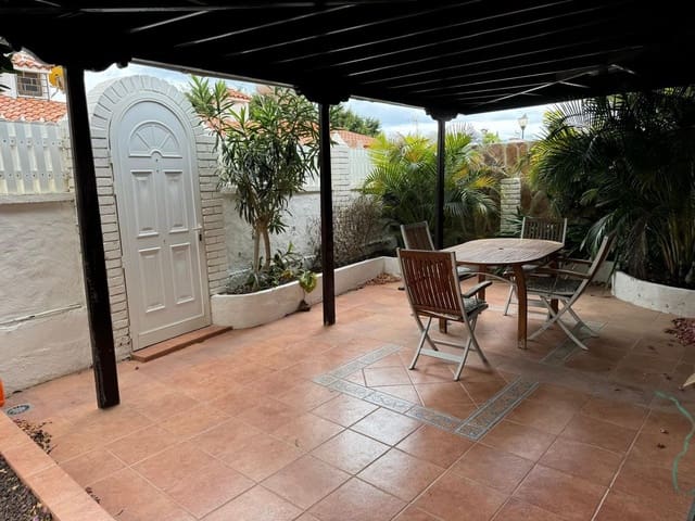 2 bedroom Townhouse for sale in Playa del Inglés, San Bartolomé de Tirajana with pool - € 450,000 (Ref: 8848617)