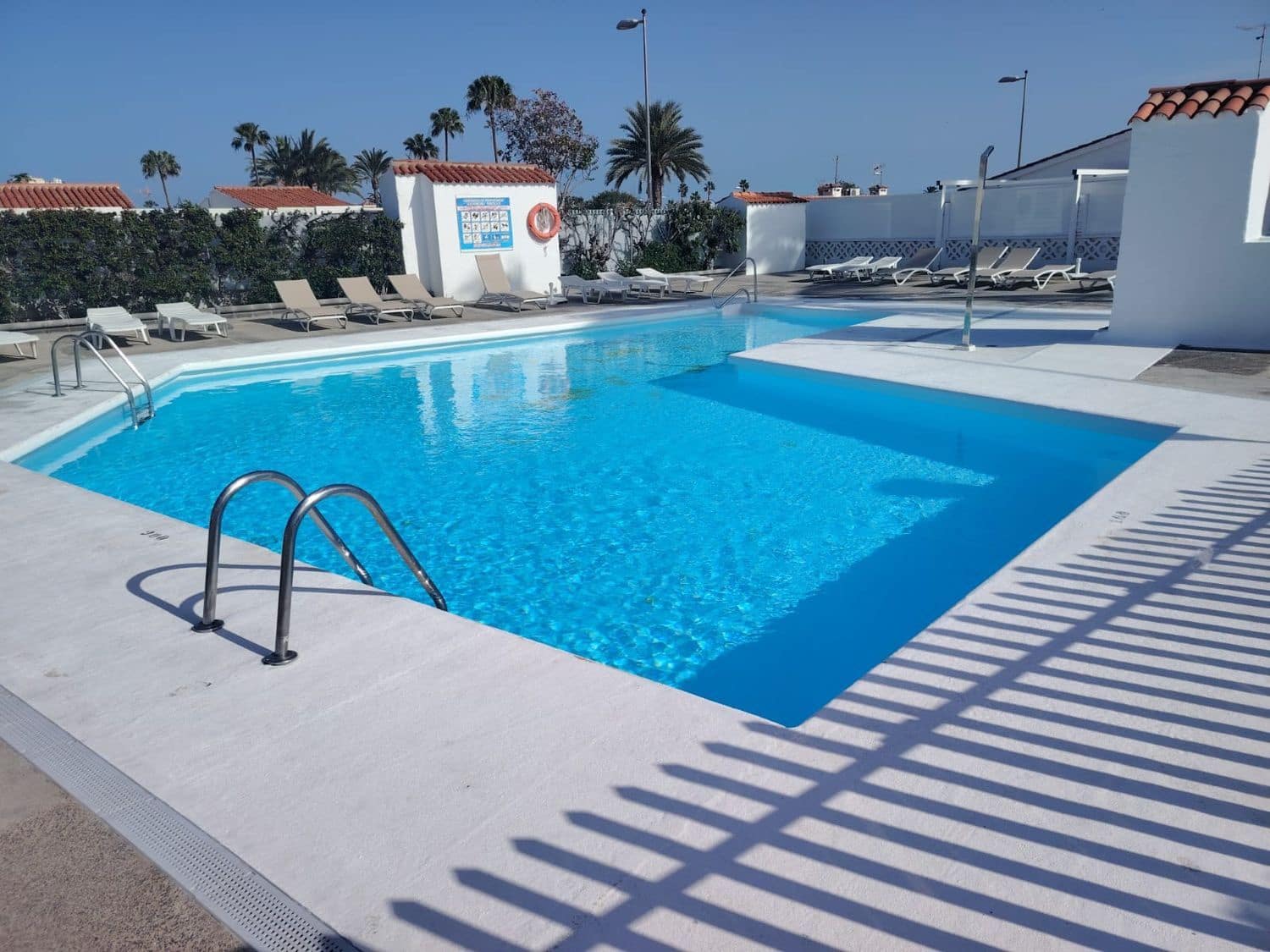 2 bedroom Townhouse for sale in Playa del Ingles with pool garage - € 440,000 (Ref: 8854403)
