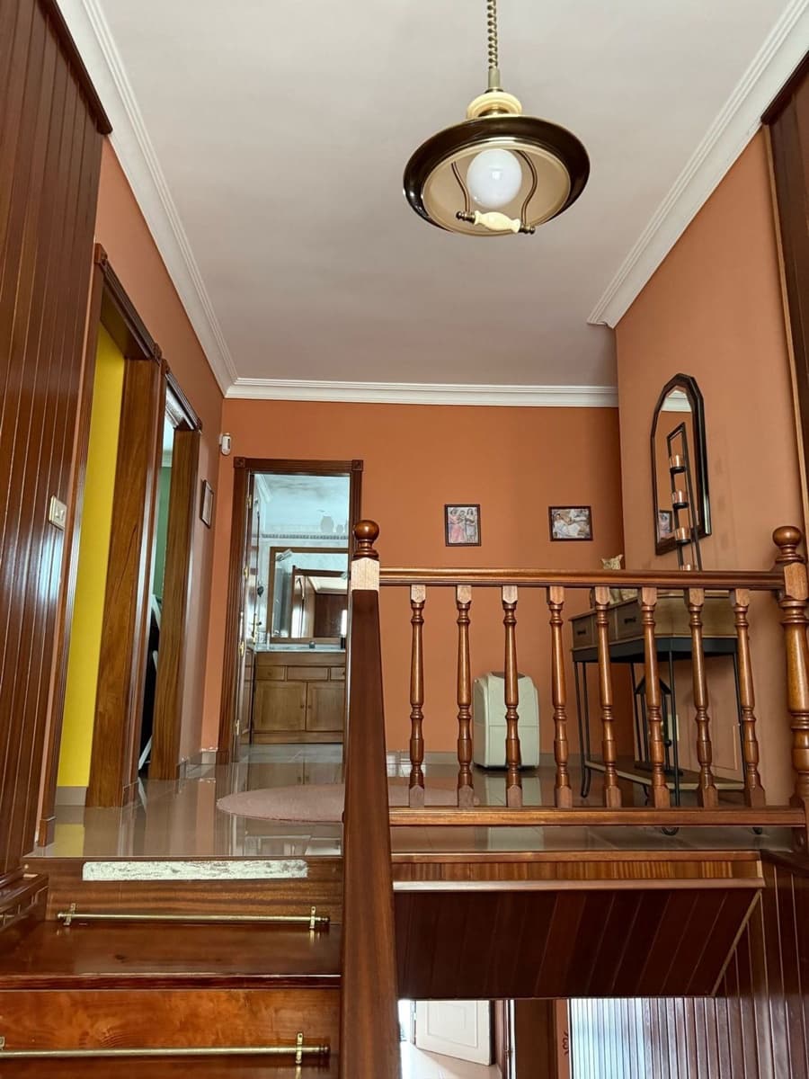 6 soveværelse Byhus til salg i Las Palmas de Gran Canaria med garage - € 1.130.000 (Ref: 8885788)