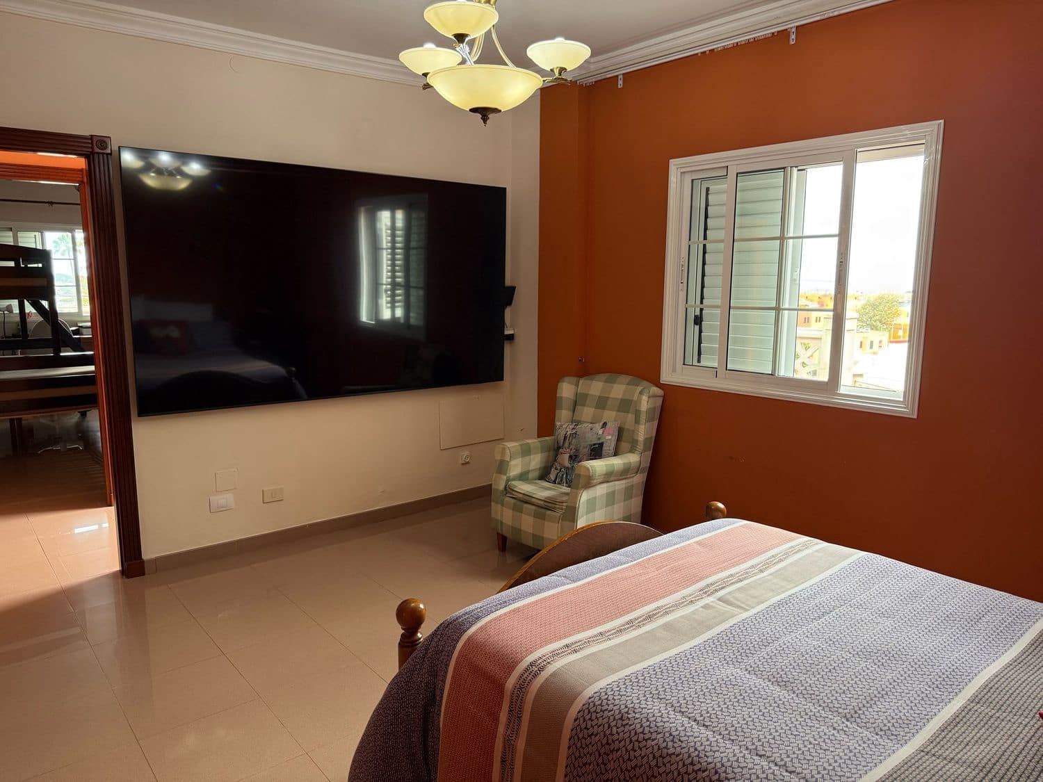 6 soveværelse Byhus til salg i Las Palmas de Gran Canaria med garage - € 1.130.000 (Ref: 8885788)