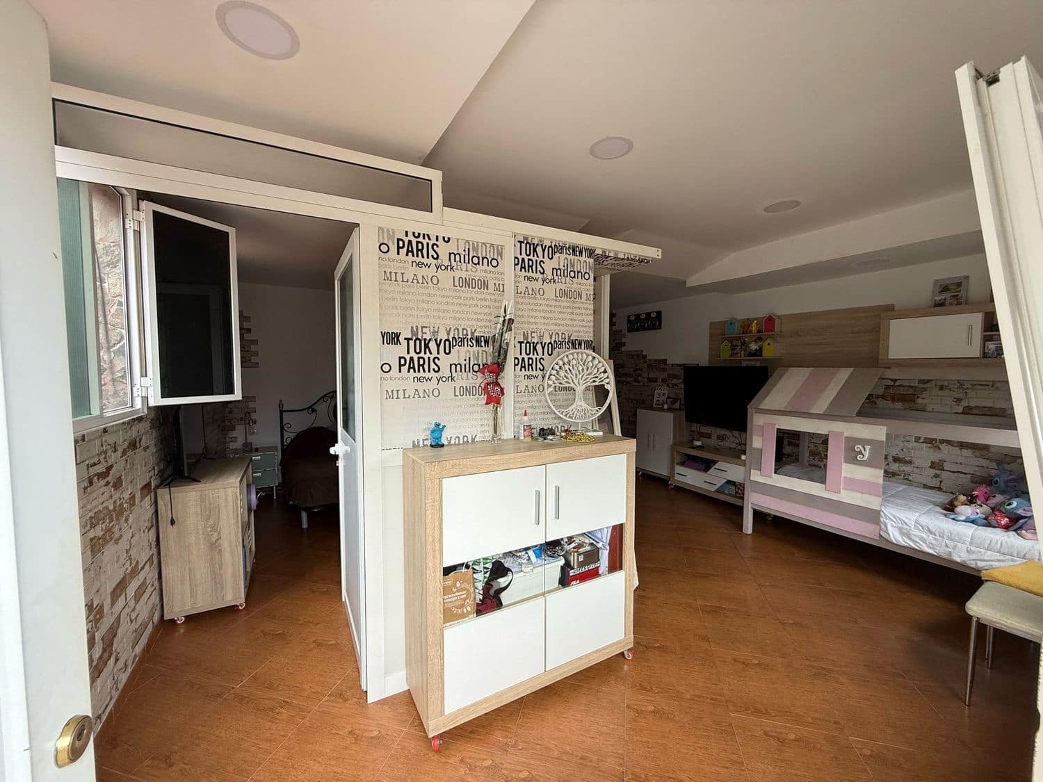 6 soveværelse Byhus til salg i Las Palmas de Gran Canaria med garage - € 1.130.000 (Ref: 8885788)