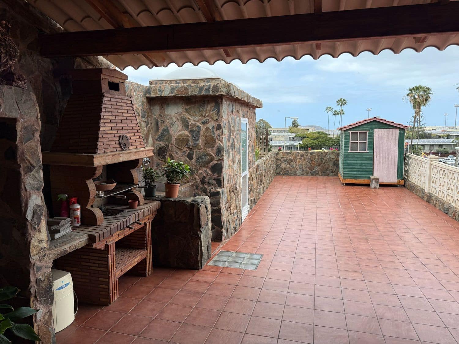 6 soveværelse Byhus til salg i Las Palmas de Gran Canaria med garage - € 1.130.000 (Ref: 8885788)