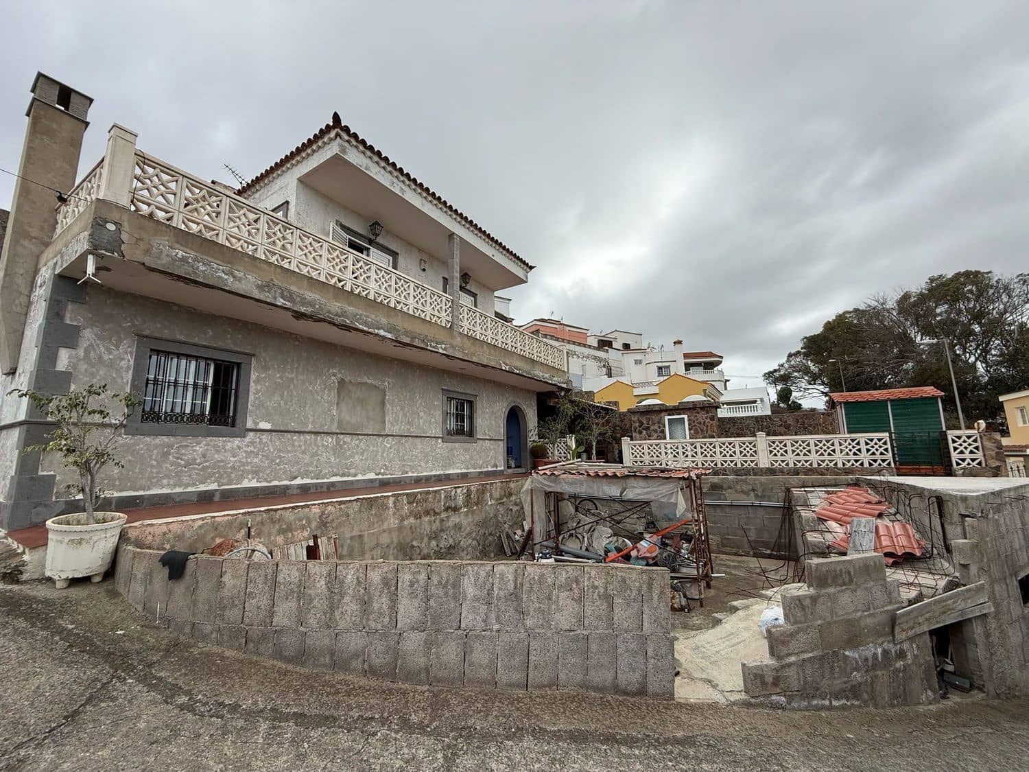 6 soveværelse Byhus til salg i Las Palmas de Gran Canaria med garage - € 1.130.000 (Ref: 8885788)