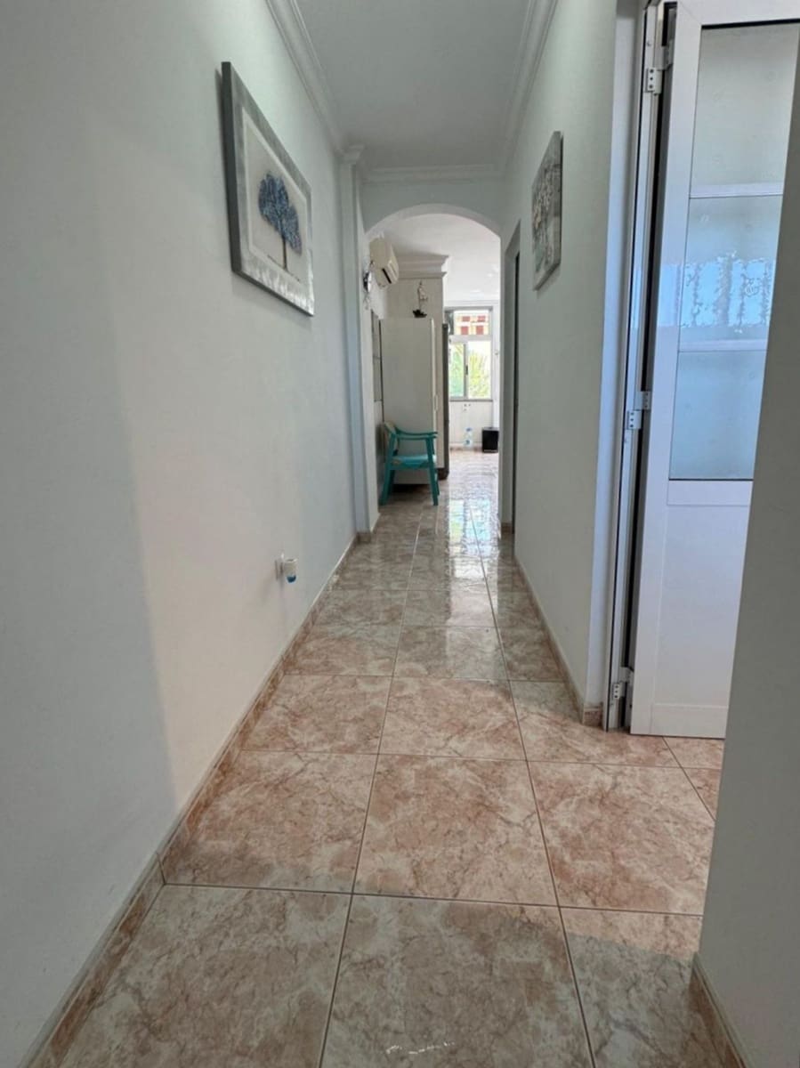 1 soverom Leilighet til salgs i Playa del Ingles med garasje - € 225 000 (Ref: 8948425)