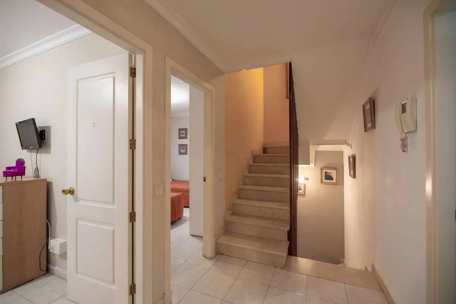 5 soverom Hus til salgs i San Bartolome de Tirajana med garasje - € 530 000 (Ref: 9058774)