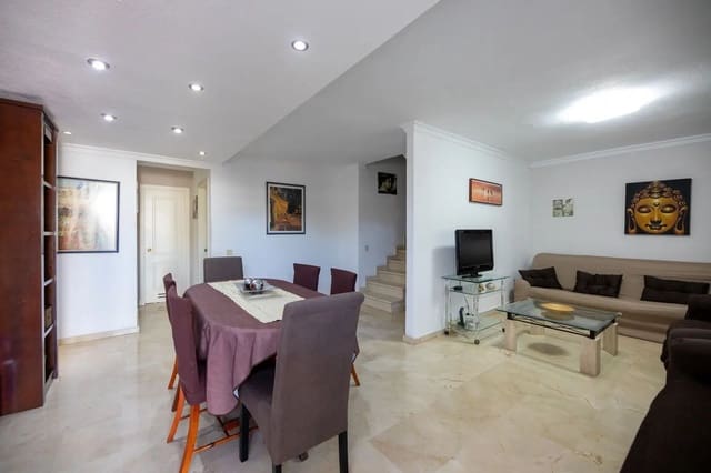 5 soverom Hus til salgs i San Bartolomé de Tirajana med garasje - € 530 000 (Ref: 9058774)