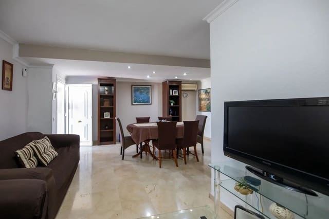 5 soverom Hus til salgs i San Bartolomé de Tirajana med garasje - € 530 000 (Ref: 9058774)