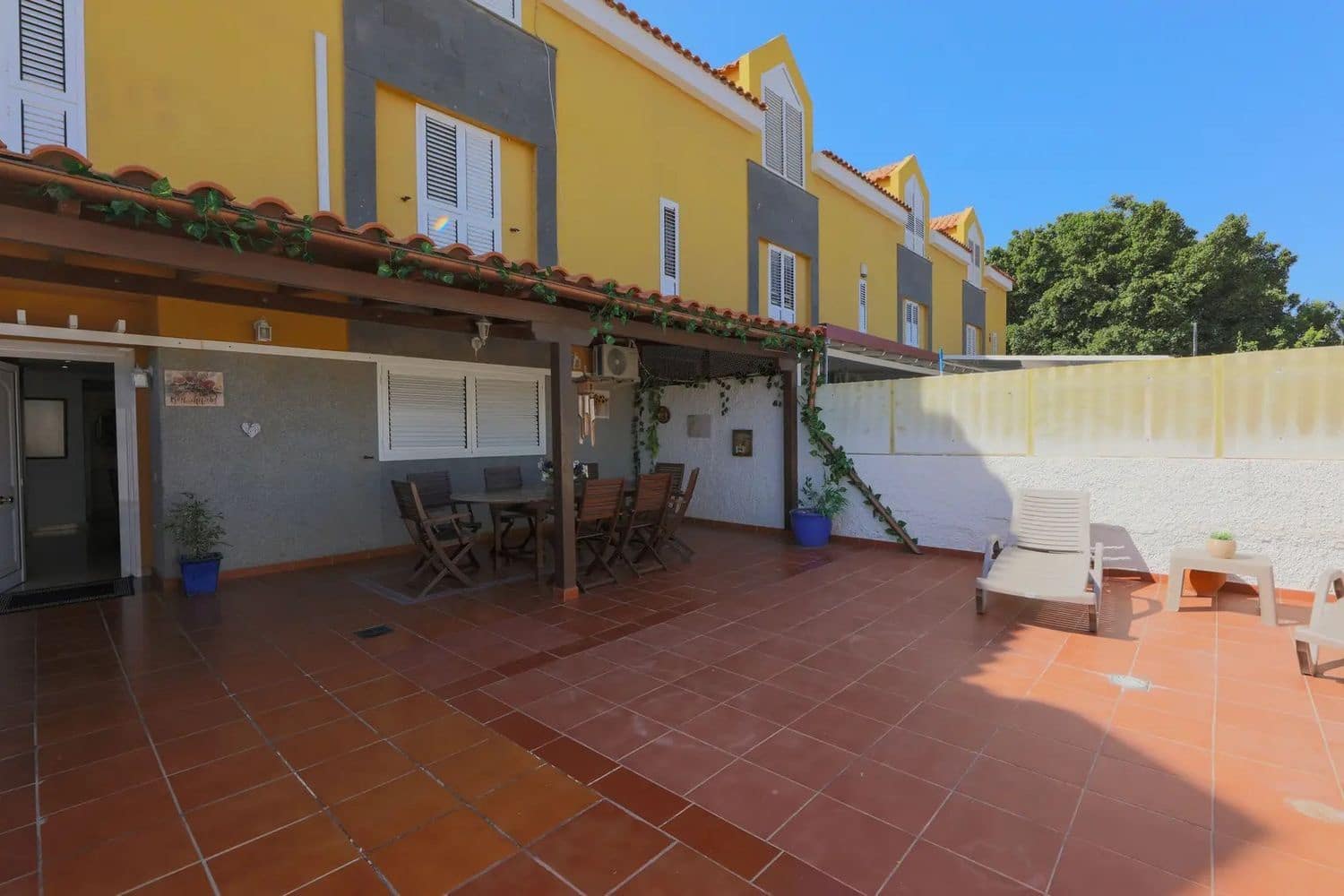 5 soverom Hus til salgs i San Bartolome de Tirajana med garasje - € 530 000 (Ref: 9058774)