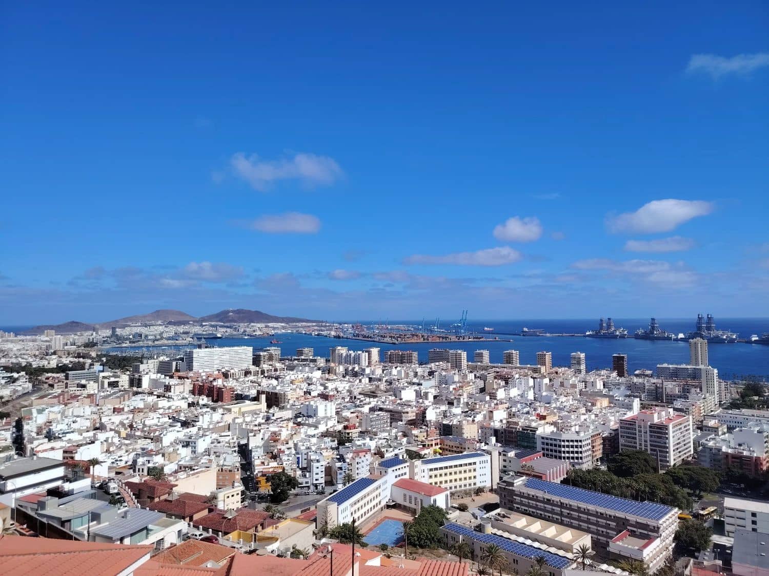 Grunde uden byggetilladelser til salg i Las Palmas de Gran Canaria - € 550.000 (Ref: 9127987)