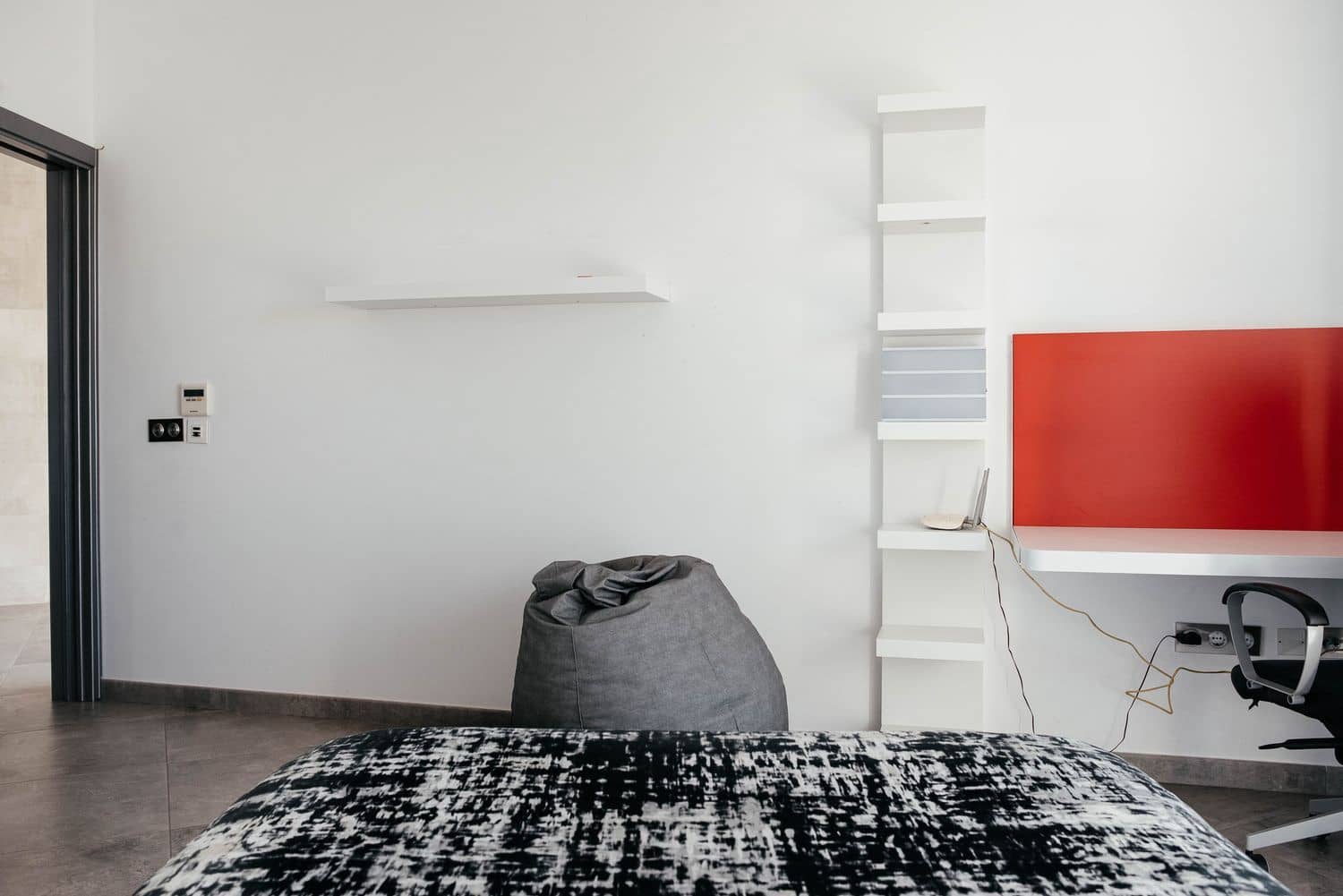 4 soveværelse Villa til leje i San Bartolome de Tirajana med swimmingpool garage - € 6.000 (Ref: 9193397)