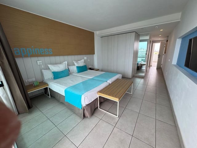 1 soverom Leilighet til salgs i Playa del Inglés, San Bartolomé de Tirajana med svømmebasseng garasje - € 184 700 (Ref: 9251740)