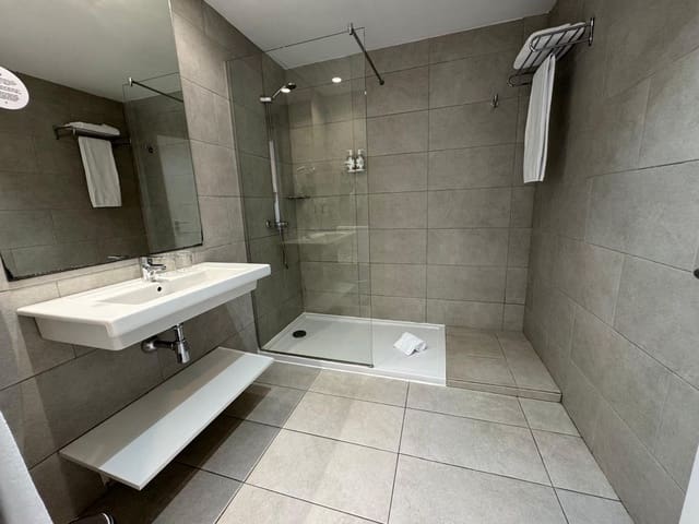 1 soverom Leilighet til salgs i Playa del Inglés, San Bartolomé de Tirajana med svømmebasseng garasje - € 184 700 (Ref: 9251740)