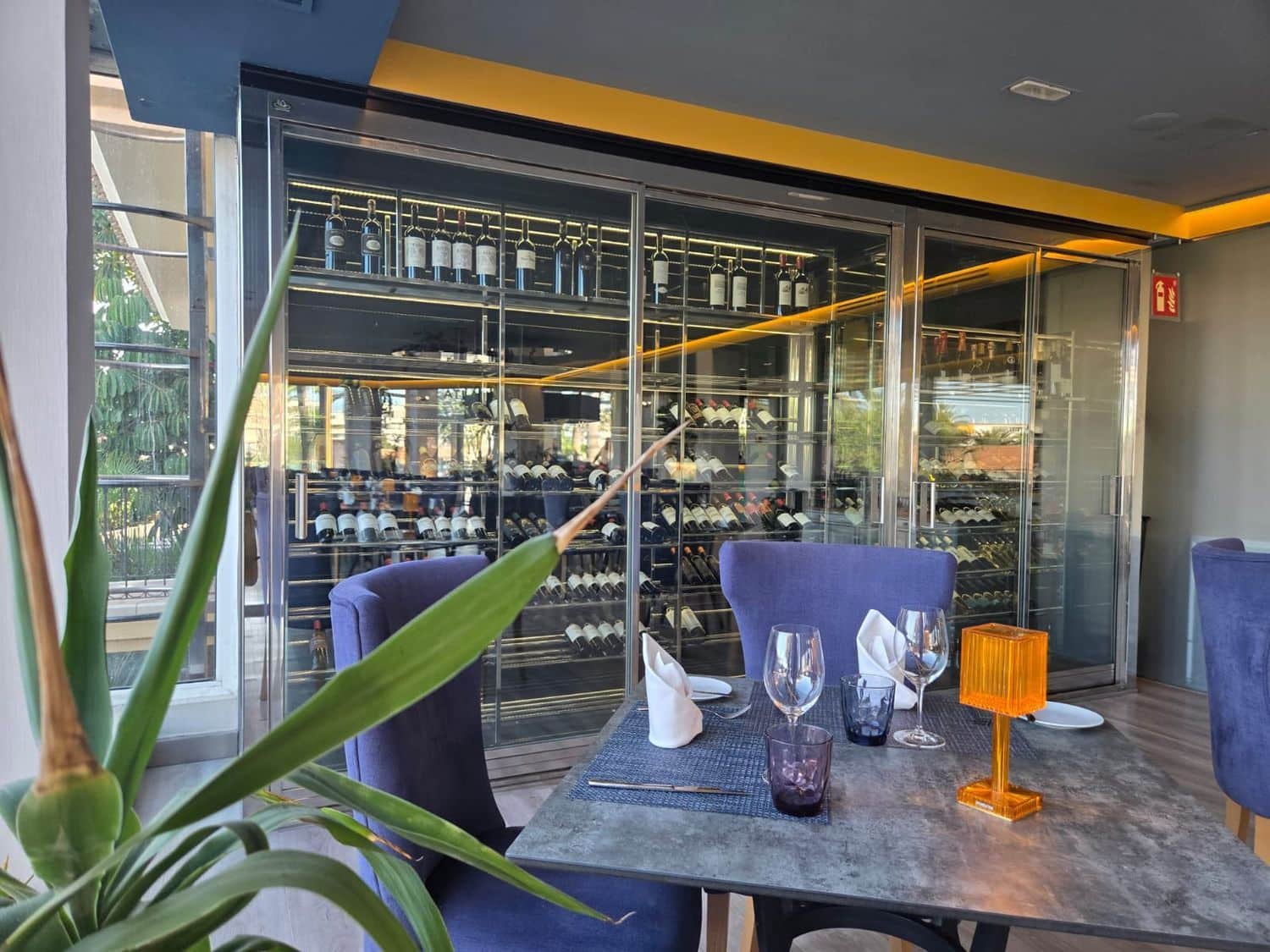 Restaurant/Bar for rent in Playa del Ingles - € 4,000 (Ref: 9291006)