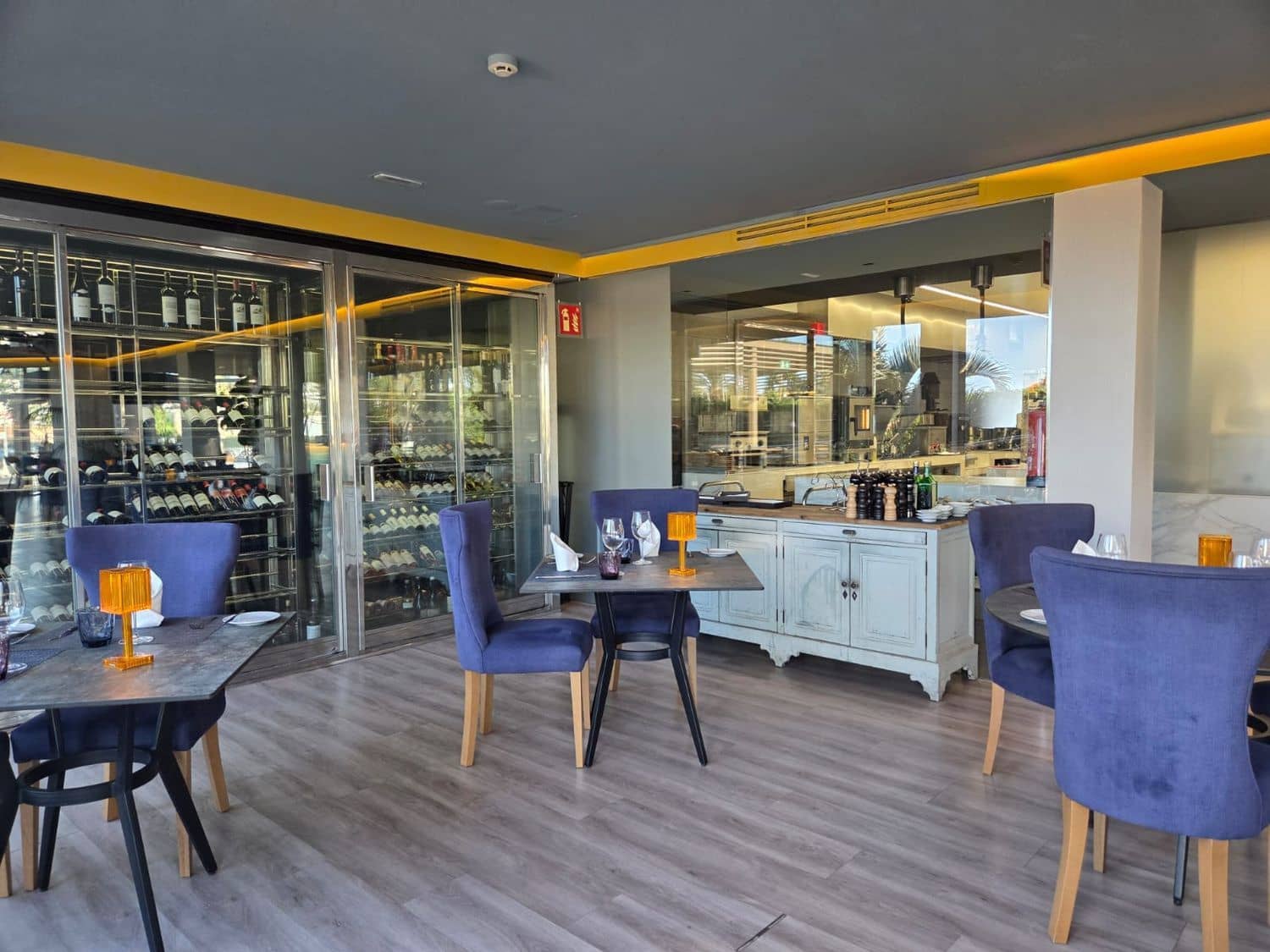 Restaurant/Bar for rent in Playa del Ingles - € 4,000 (Ref: 9291006)