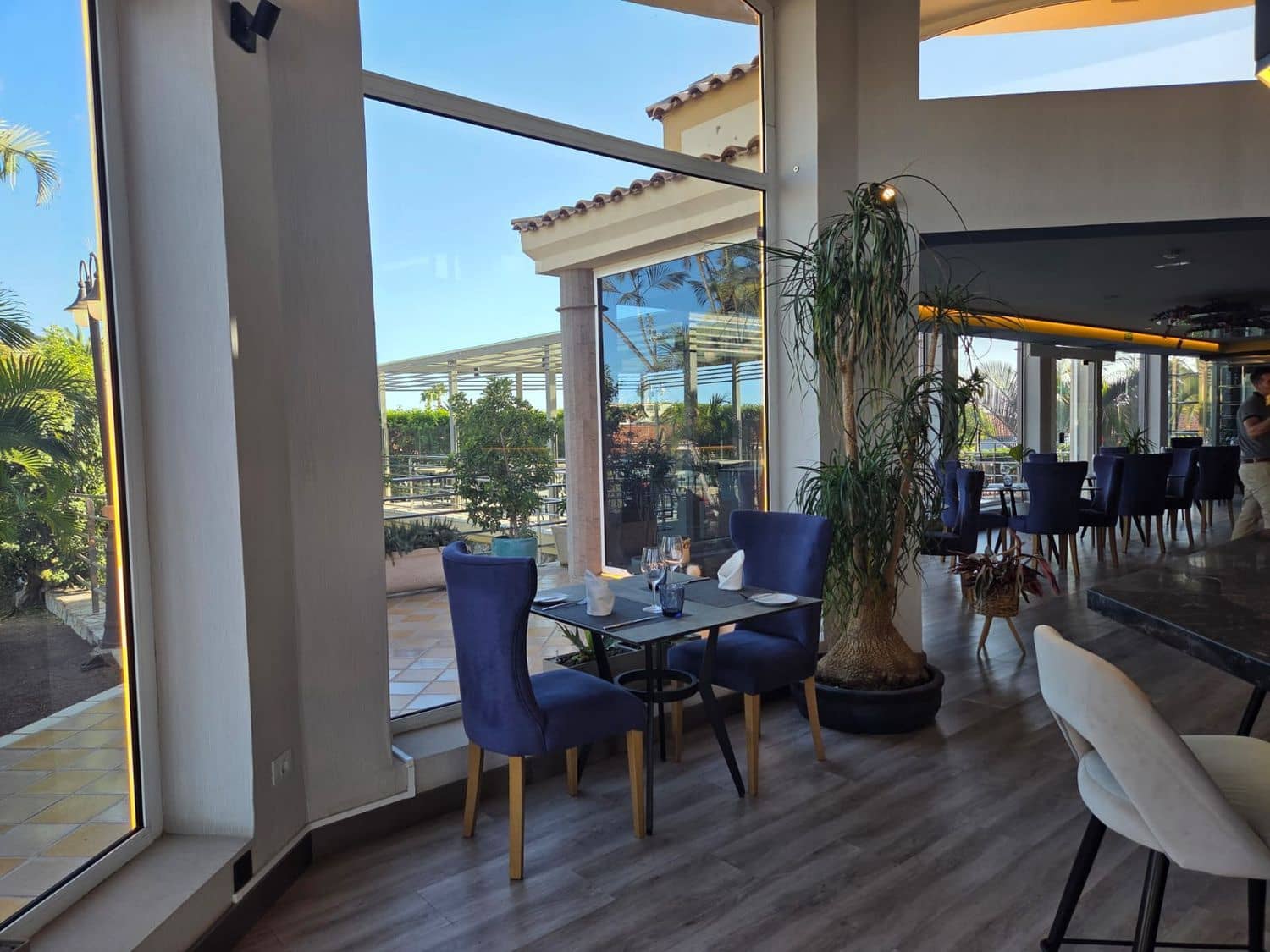 Restaurant/Bar for rent in Playa del Ingles - € 4,000 (Ref: 9291006)