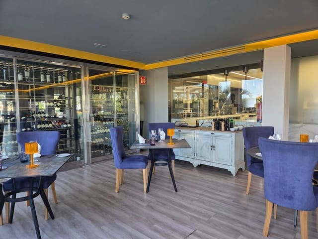 Ravintola/baari vuokrattavana paikassa Playa del Inglés, San Bartolomé de Tirajana - 4 000 € (Ref: 9291006)