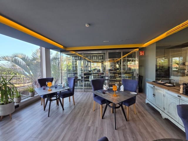 Ravintola/baari vuokrattavana paikassa Playa del Inglés, San Bartolomé de Tirajana - 4 000 € (Ref: 9291006)