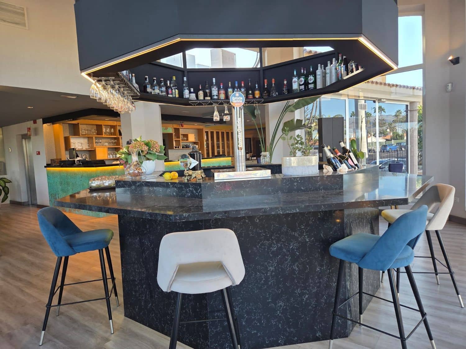 Restaurant/Bar for rent in Playa del Ingles - € 4,000 (Ref: 9291006)