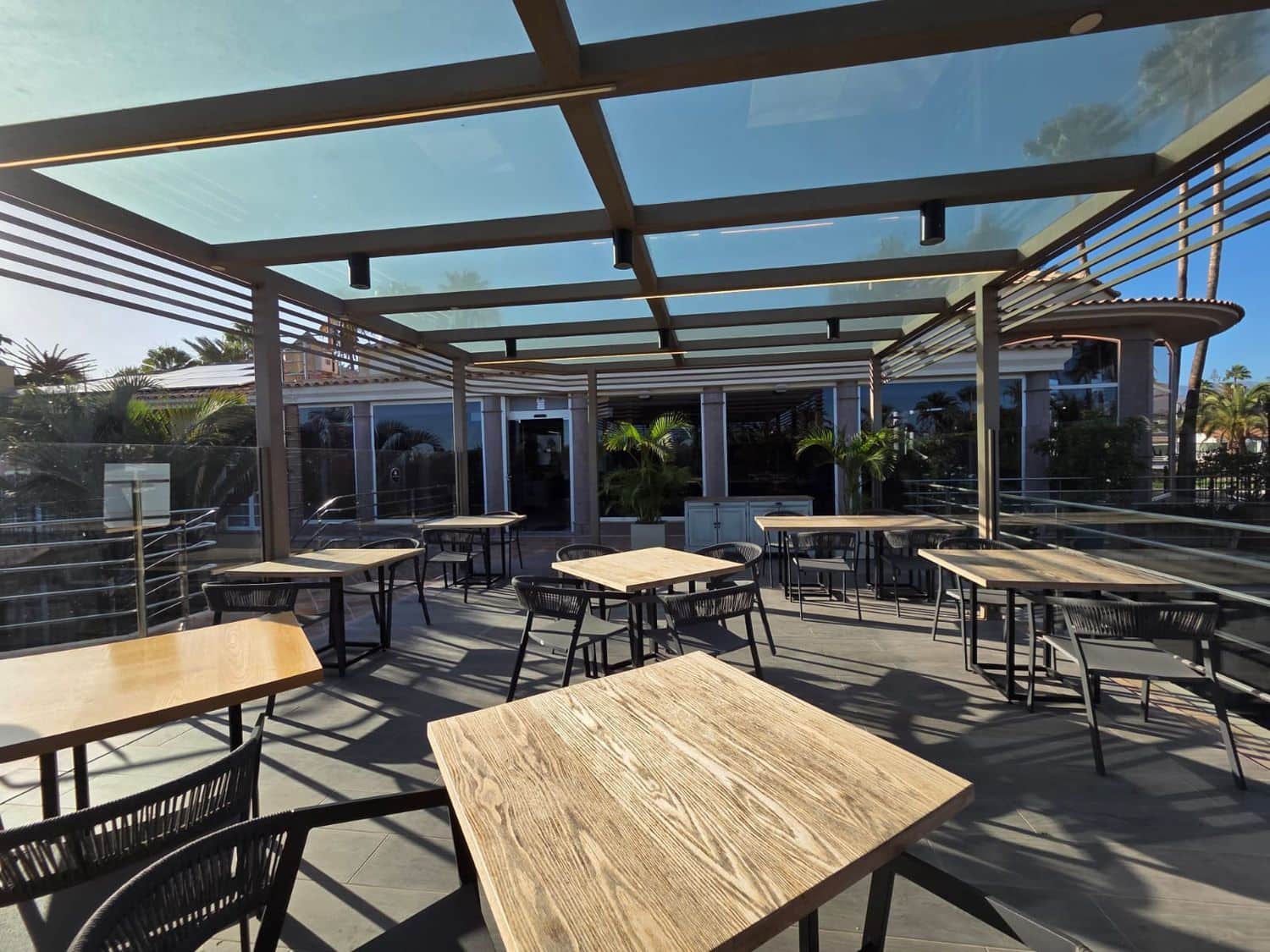 Restaurant/Bar for rent in Playa del Ingles - € 4,000 (Ref: 9291006)