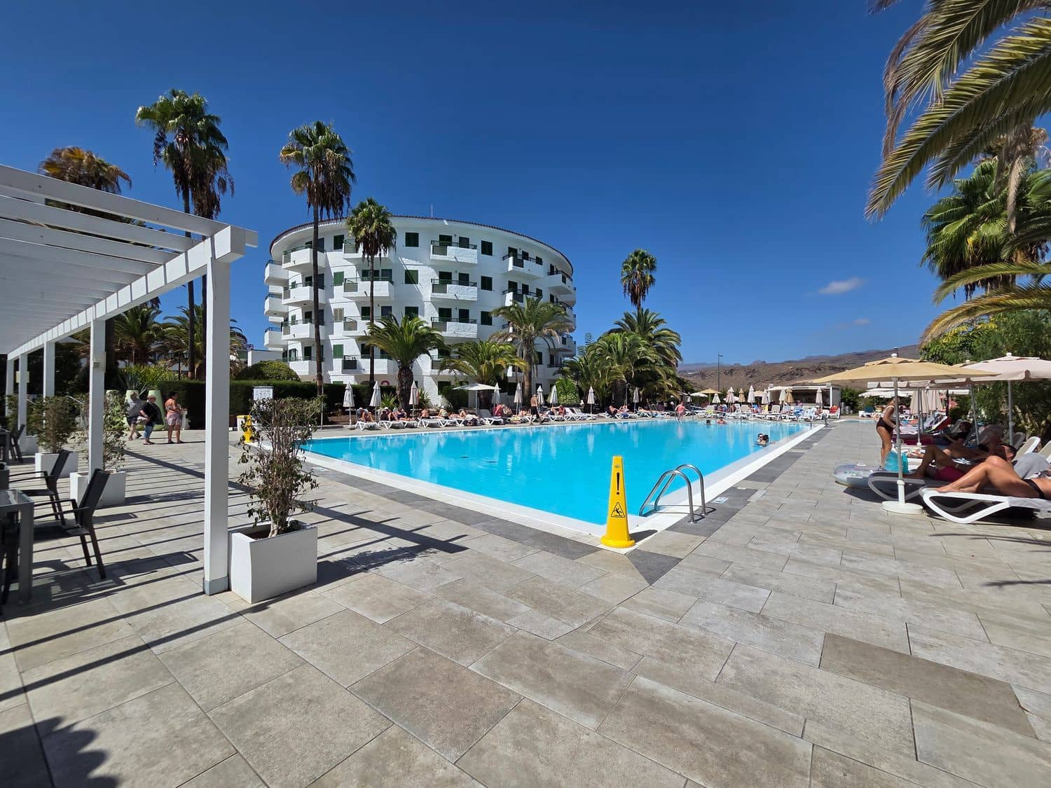 1 soverom Leilighet til salgs i Playa del Ingles med svømmebasseng garasje - € 155 000 (Ref: 9321487)