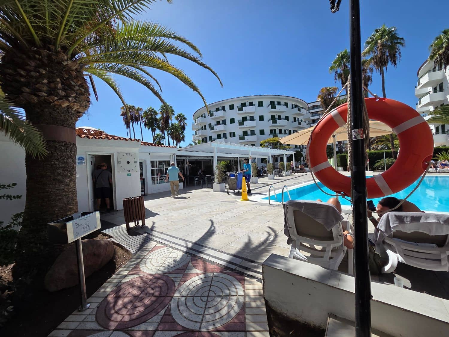 1 soverom Leilighet til salgs i Playa del Ingles med svømmebasseng garasje - € 155 000 (Ref: 9321487)