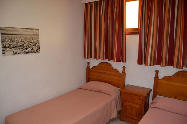 1 soverom Leilighet til salgs i Playa del Inglés, San Bartolomé de Tirajana med svømmebasseng garasje - € 220 000 (Ref: 9419094)