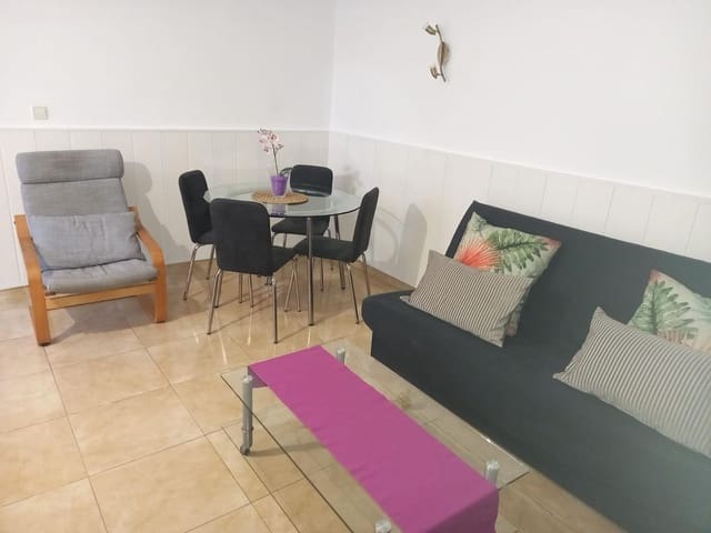 Casa de 3 habitaciones en Las Palmas de Gran Canaria en venta con piscina garaje - 389.000 € (Ref: 9465230)