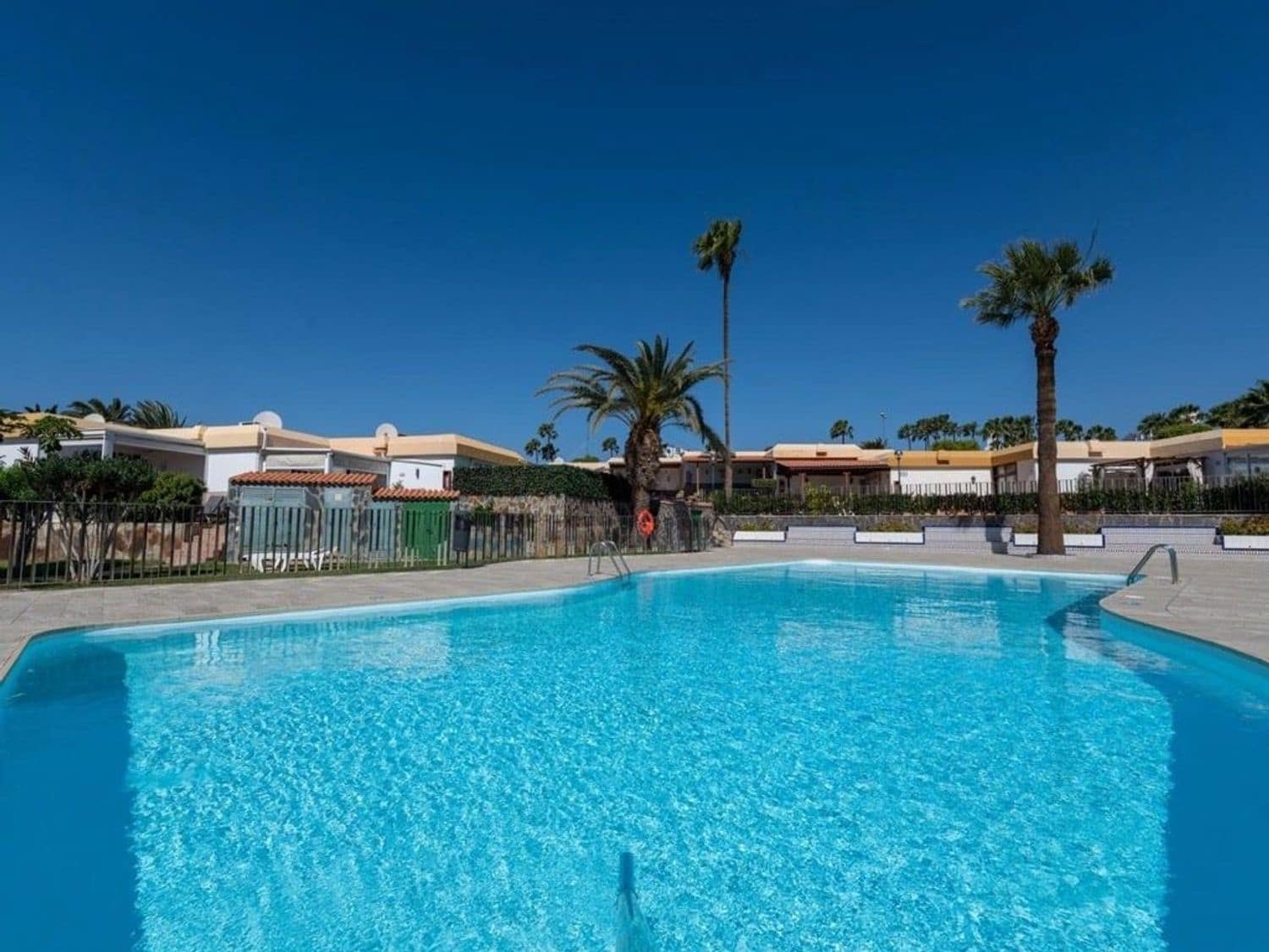 3 Zimmer Haus zu verkaufen in Playa del Ingles mit Pool Garage - 380.000 € (Ref: 9465230)