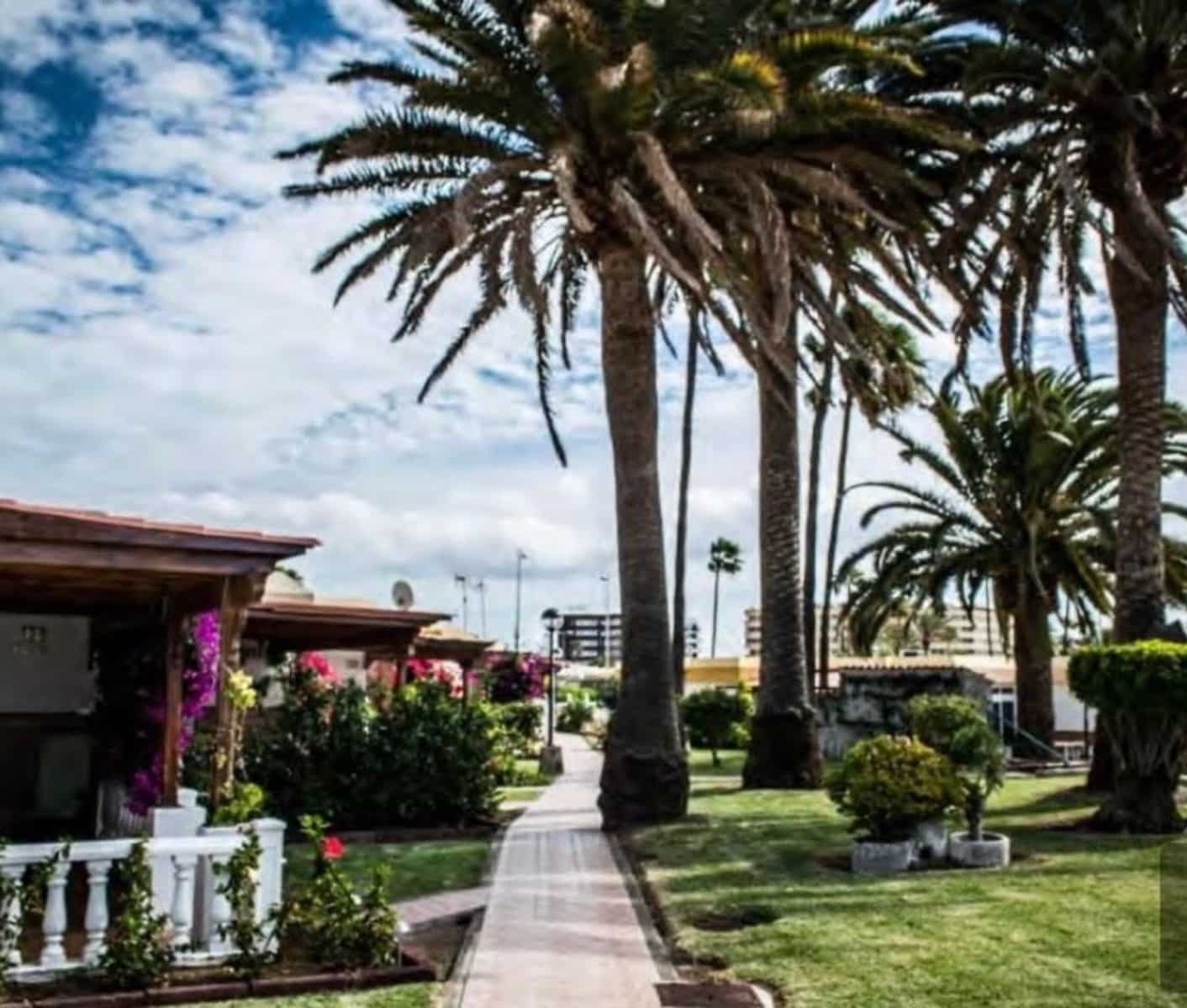 3 Zimmer Haus zu verkaufen in Playa del Ingles mit Pool Garage - 380.000 € (Ref: 9465230)