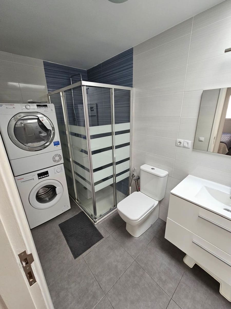 1 slaapkamer Huis te koop in Playa del Ingles met zwembad garage - € 320.000 (Ref: 9471913)