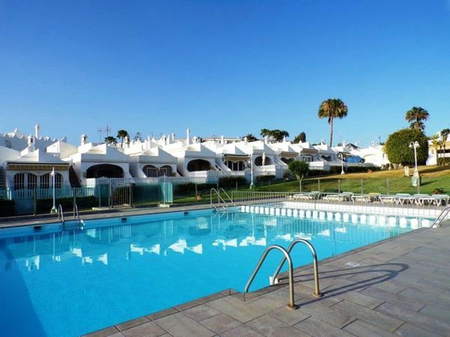 1 slaapkamer Huis te koop in Playa del Ingles met zwembad garage - € 320.000 (Ref: 9471913)