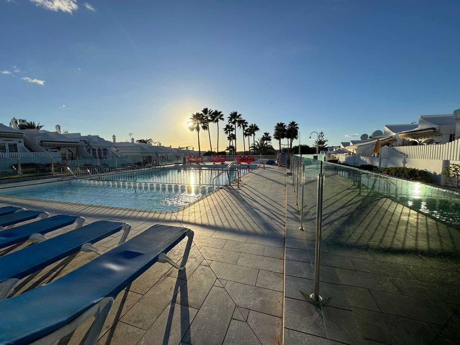 1 slaapkamer Huis te koop in Playa del Ingles met zwembad garage - € 320.000 (Ref: 9471913)