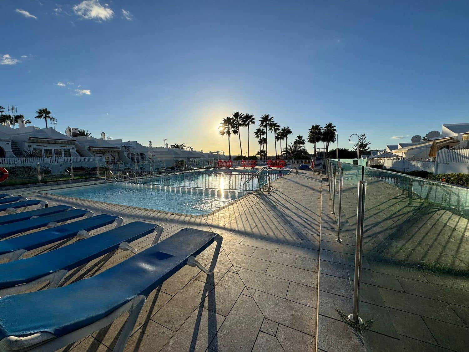 1 slaapkamer Huis te koop in Playa del Ingles met zwembad garage - € 320.000 (Ref: 9471913)