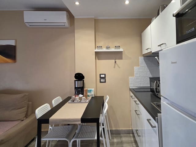 1 quarto Apartamento para venda em Playa del Inglés, San Bartolomé de Tirajana com piscina garagem - 220 000 € (Ref: 9498084)