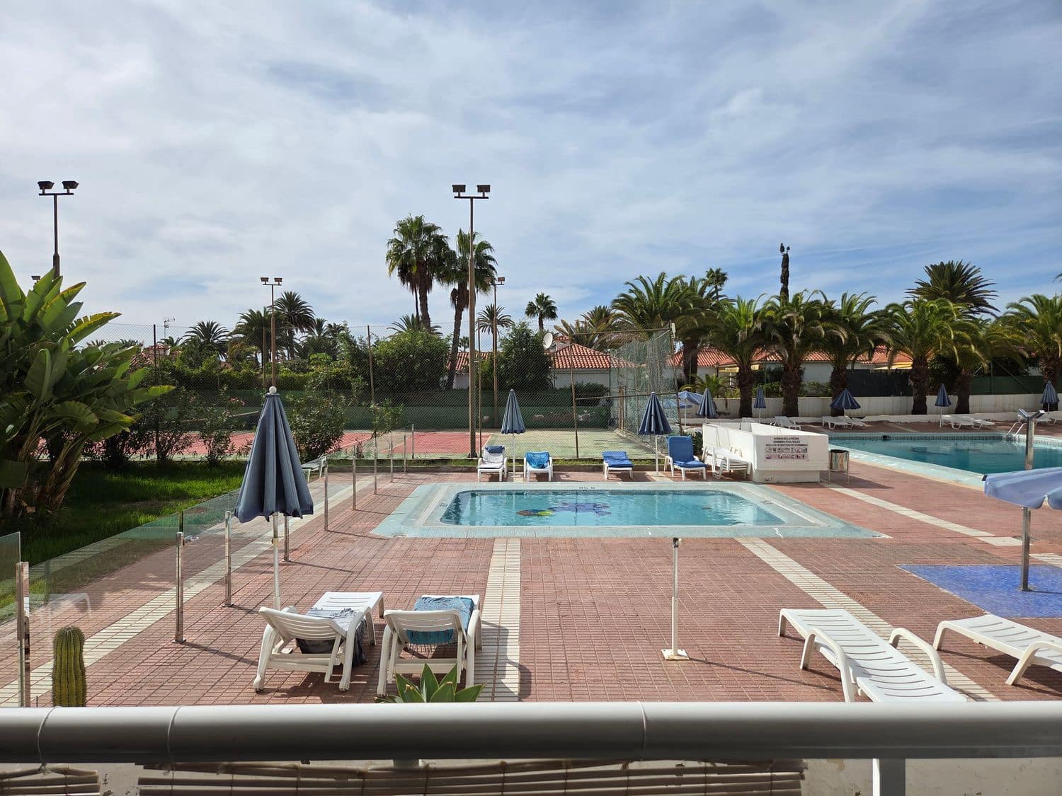 1 bedroom Apartment for sale in Playa del Ingles with pool garage - € 220,000 (Ref: 9498084)