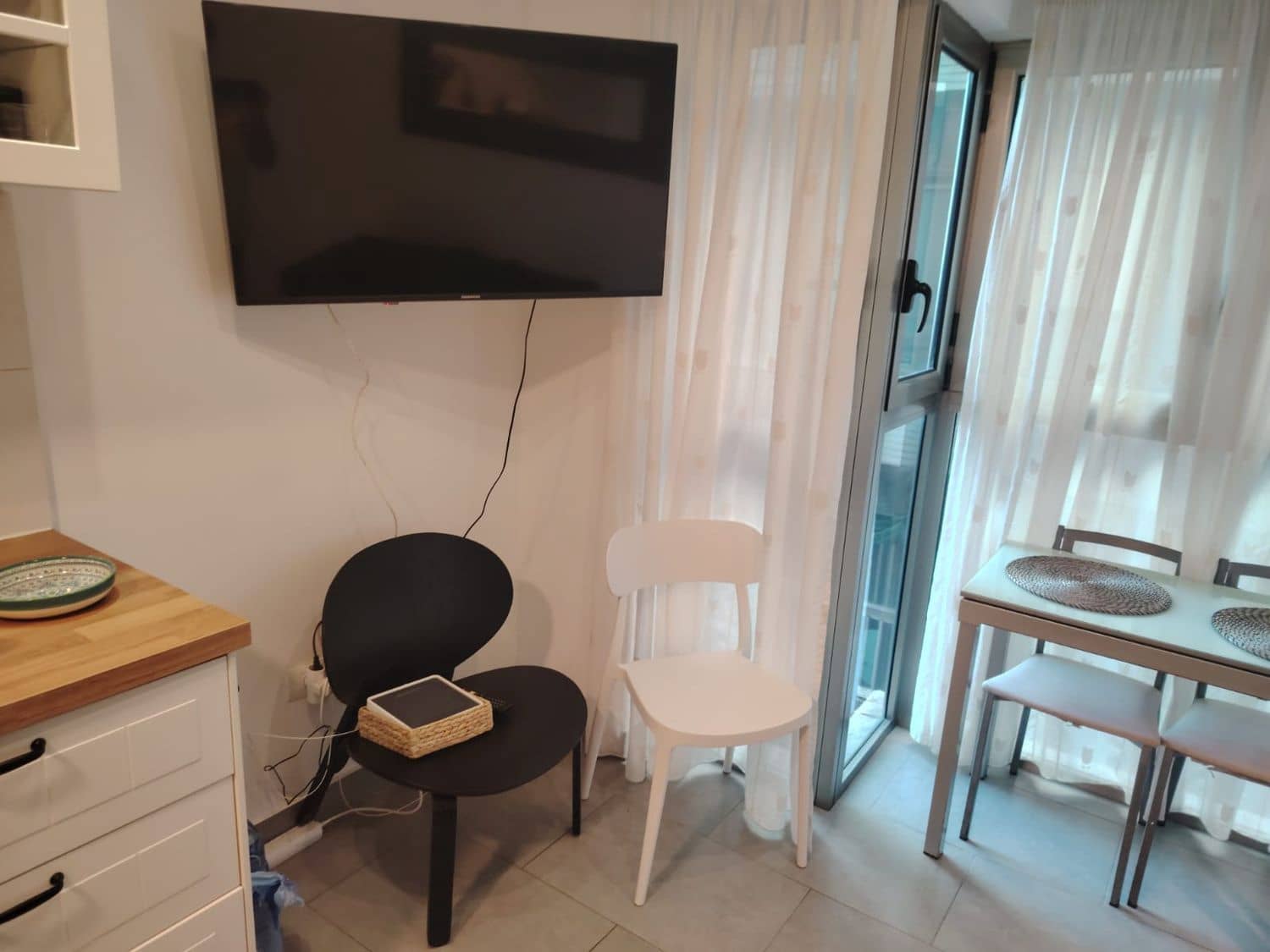 Lejlighed til leje i Las Palmas de Gran Canaria med garage - € 1.200 (Ref: 9512109)